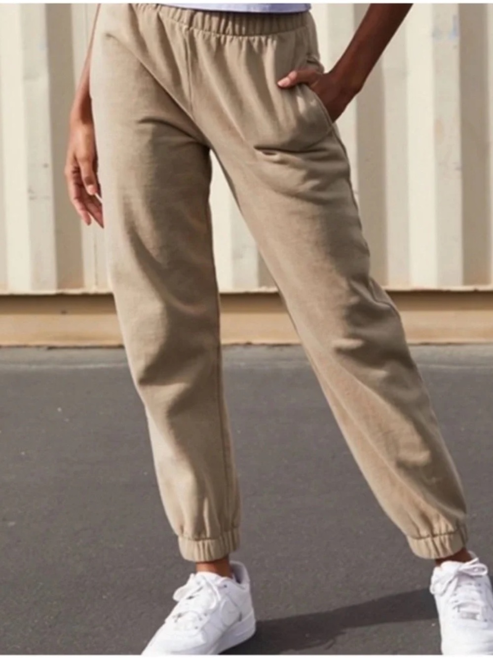 Casual Elastic Waist Joggers in Khaki